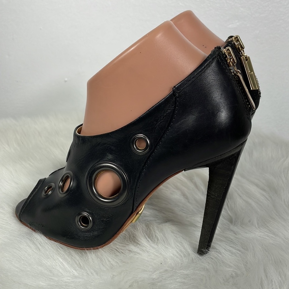 🌸LAMB HEELS - Picture 10 of 13